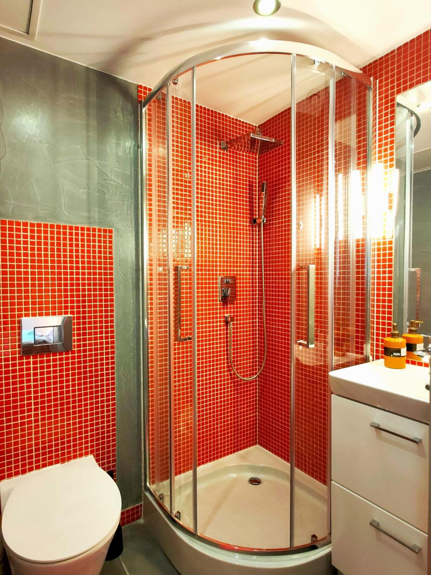 Mirror Pink Studio Apartment Cracóvia Exterior foto